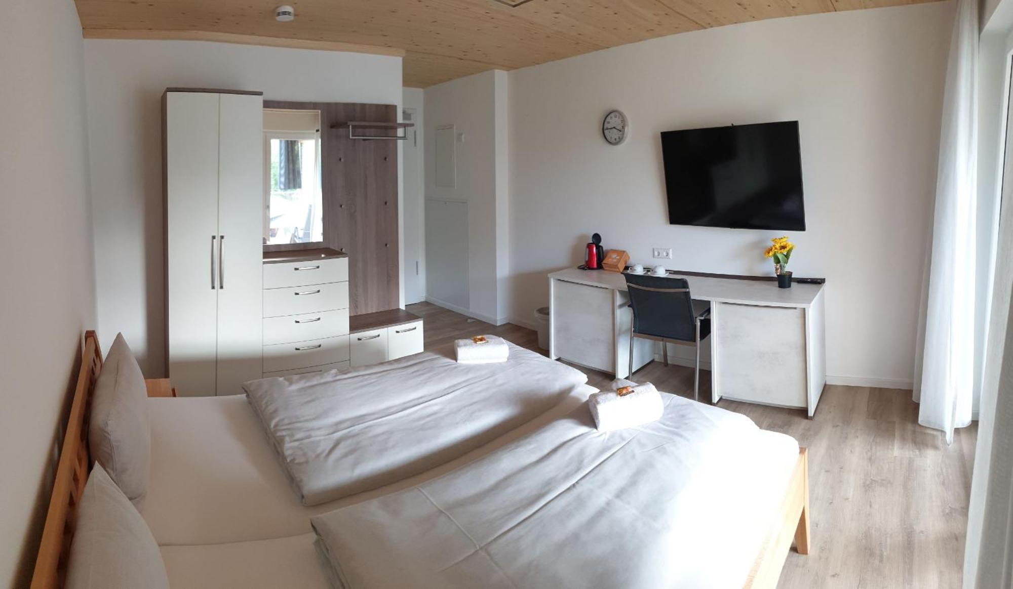 Ferienwohnung Und Pension Antje Ekert Ульдінген-Мюльгофен Екстер'єр фото